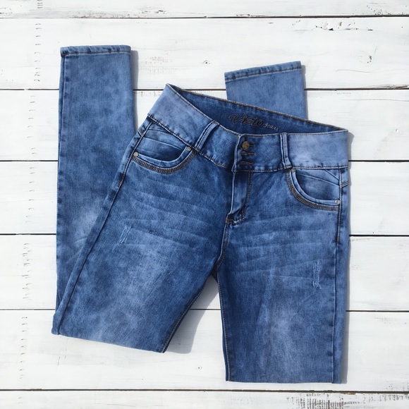vizio Denim - *CLEARANCE* Vizio Stonewash Stretch Skinny Jeans
